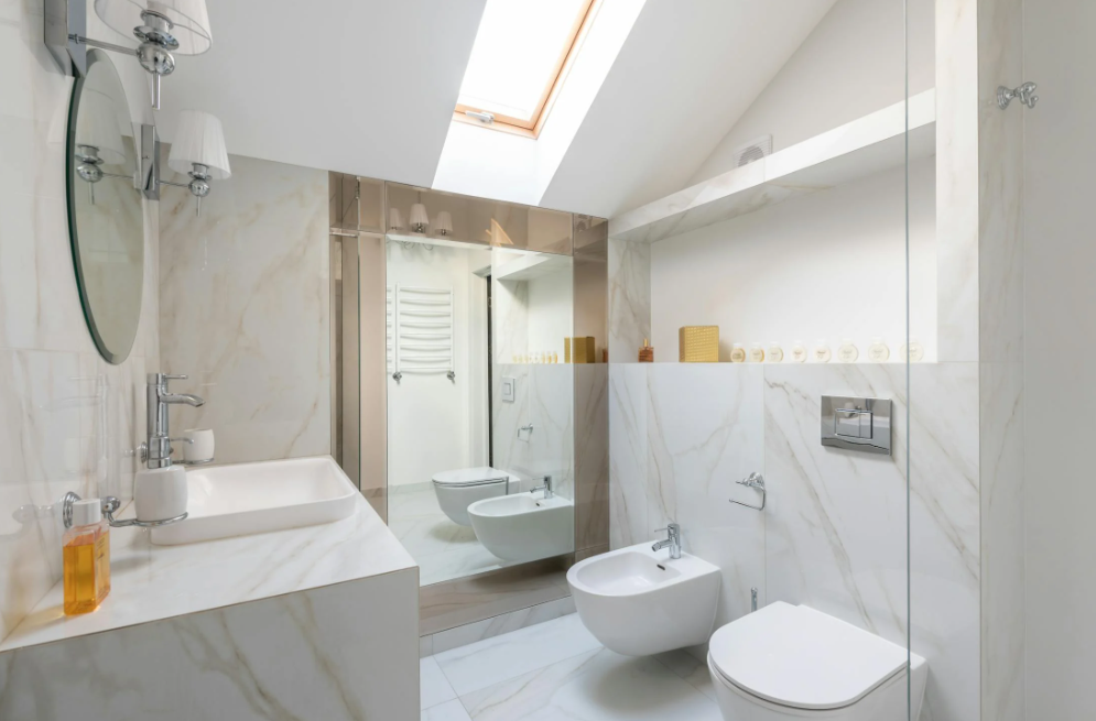 Best Tiles for Small Bathrooms: Make Your Space Look Bigger